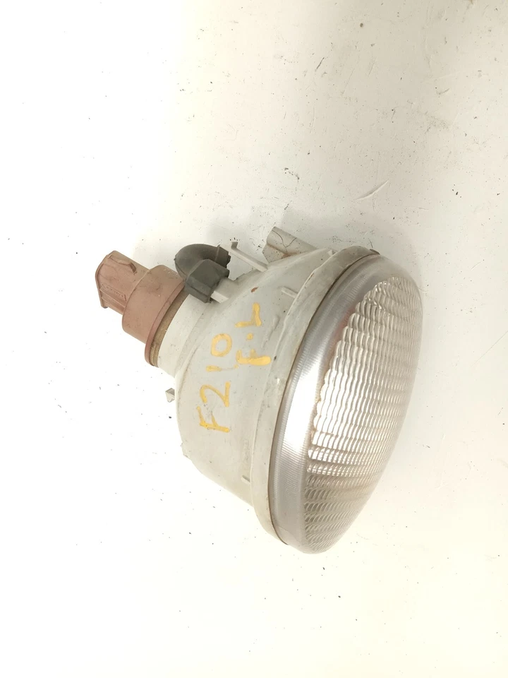 96-97 FORD TAURUS LEFT SIDE UPPER BUMPER MOUNTED FOG LIGHT PARK OEM, 116-01009 - Image 3 of 4