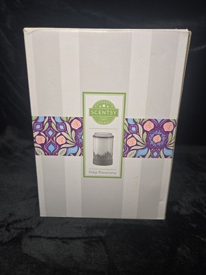 Scentsy Full Size Warmer Polar Panorama Northern Lights Nature Winter Sky Show