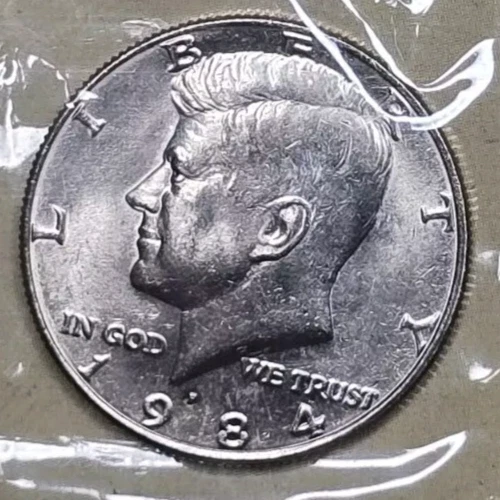 1984 P Kennedy Half Dollar 50C Philadelphia in Mint Cello Free Shipping Unc