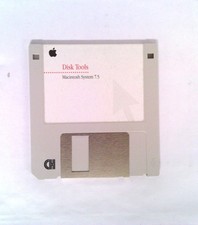    Apple Macintosh System 7.5 "Disk Tools" Floppy Disks 1994