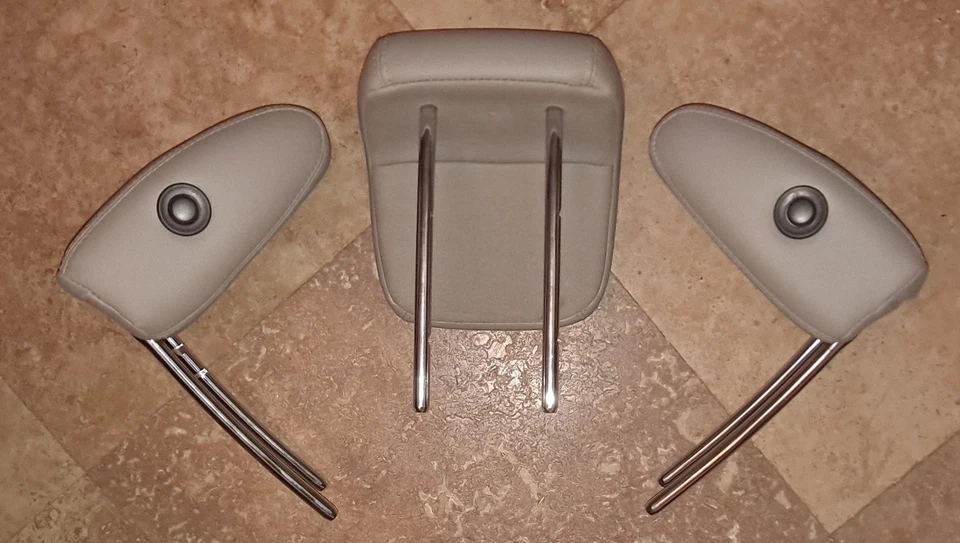 2014-2019 Ford Fiesta Rear Leather Folding Head Rest Set of 3 Beige 2015 2016 - Imagem 3 de 4