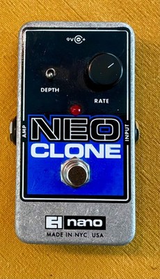 Electro Harmonix Neo Clone Chorus Pedal (Small Clone Mini) EHX Electro-Harmonix