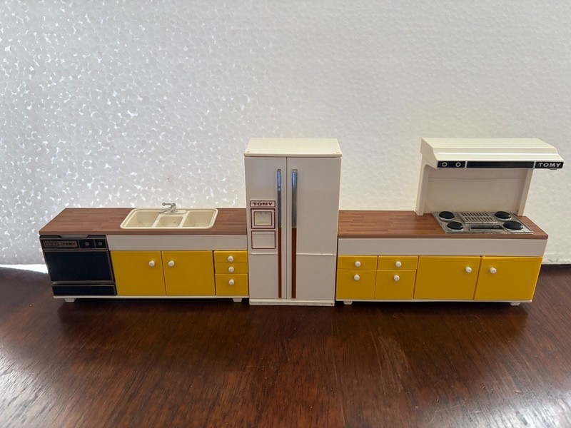 TOMY Smaller Homes Kitchen 3 piece set