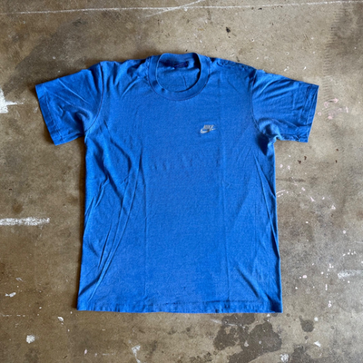 トップス 70s Nike football T-shirts USA TM 80s 1980s VINTAGE NIKE 80s BLUE TAG T-SHIRT MEN SZ M BUTTERY SOFT