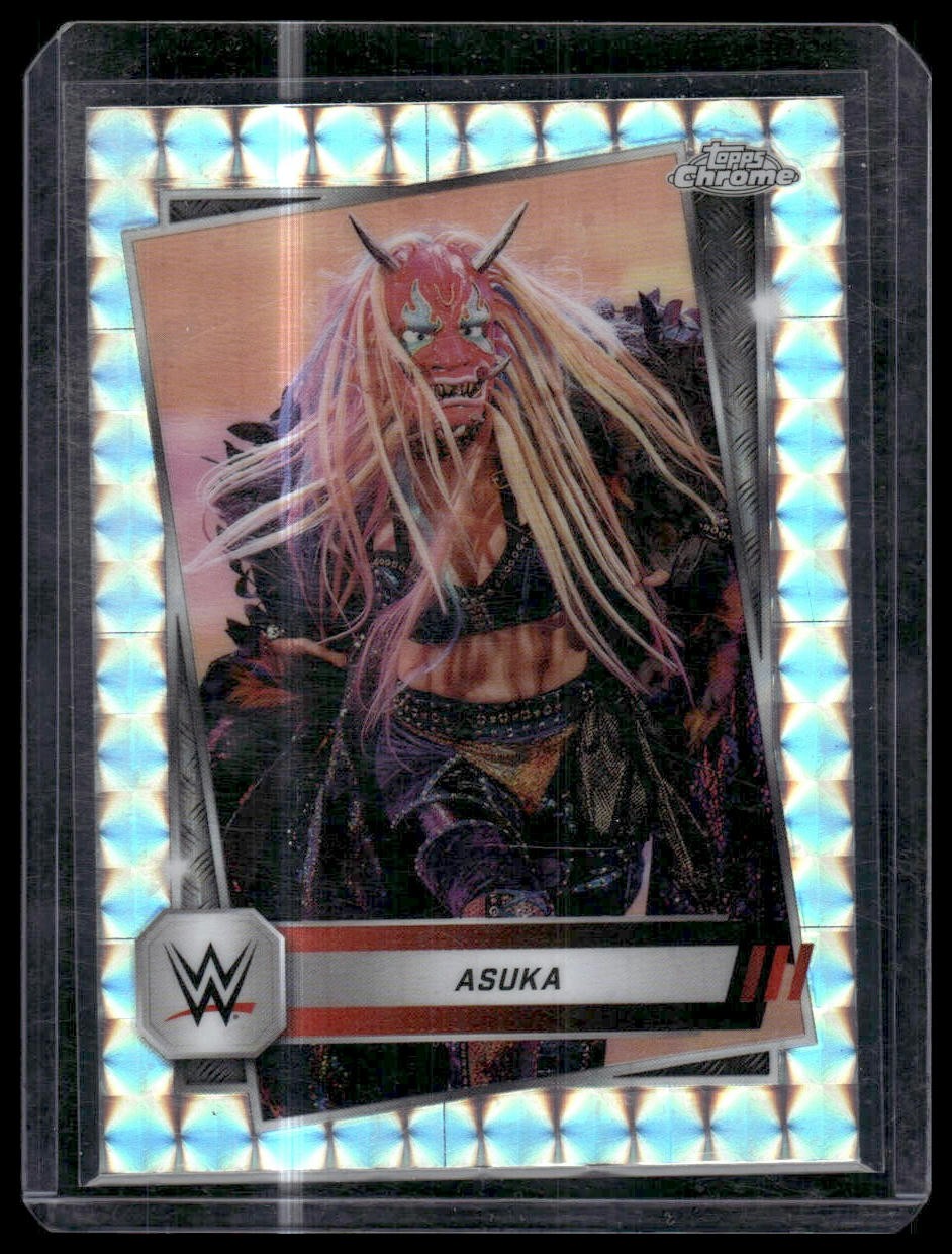 2025 Topps Chrome WWE #111 Asuka Geometric Refractor