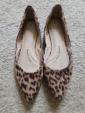 Time And Tru Pointed Flats Cheetah Print Memory Foam Womens 8