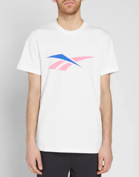 reebok vector pocket t shirt