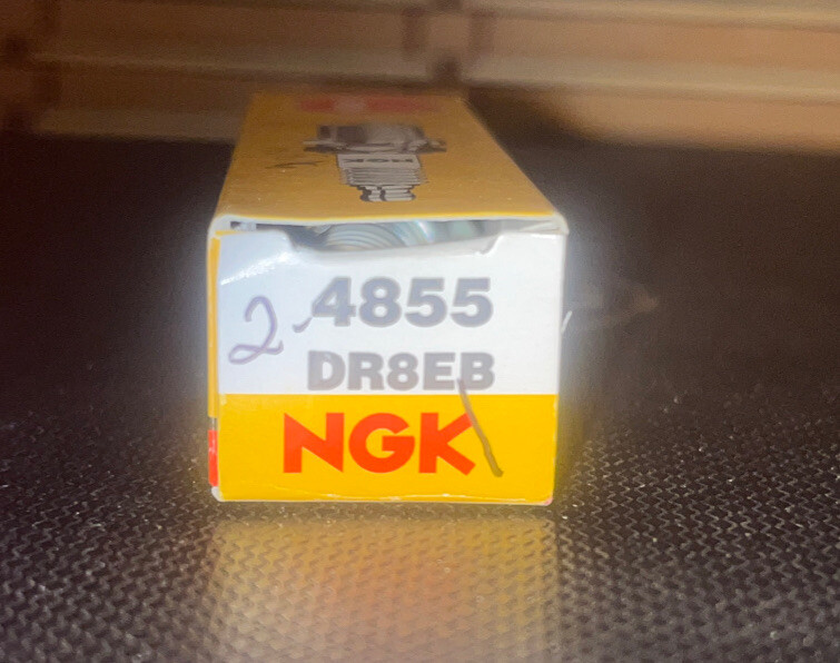 1 Spark Plug-Standard NGK DR8EB BMW G650 01-14 Aprilia-Pegaso 01-02