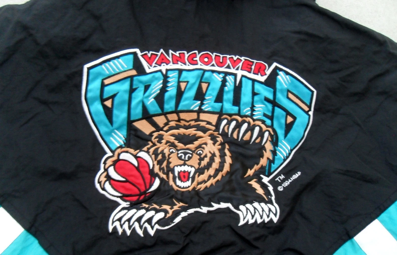 Vtg 90's Vancouver Grizzlies Starter Pull Over Jacket hooded Men's Large NBA image 2