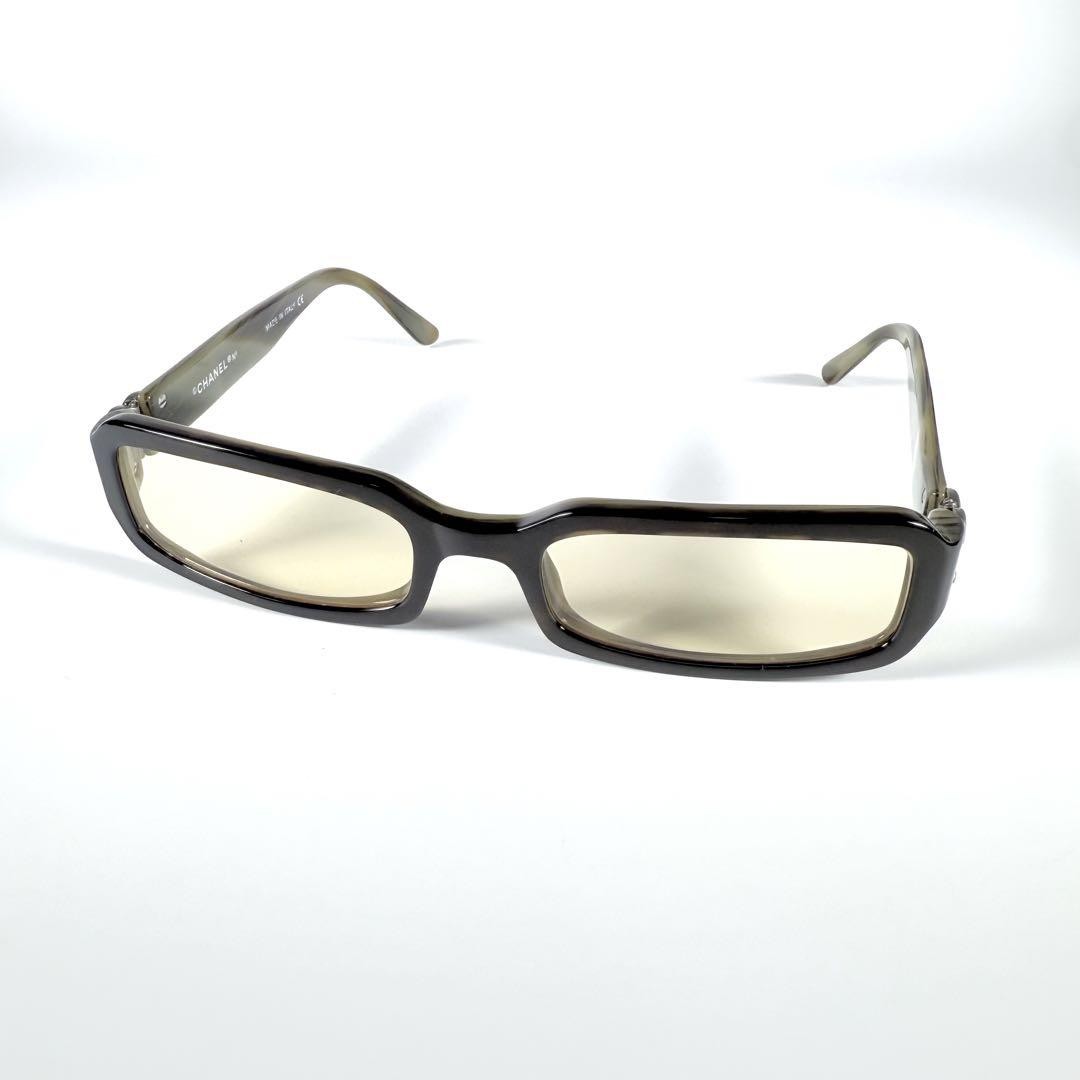 CHANEL Coco Mark Square Sunglasses with Color Lenses in Excellent Condition