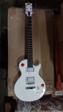 Second-hand white glossy electric guitar, solid mahogany body, HH pickup configu