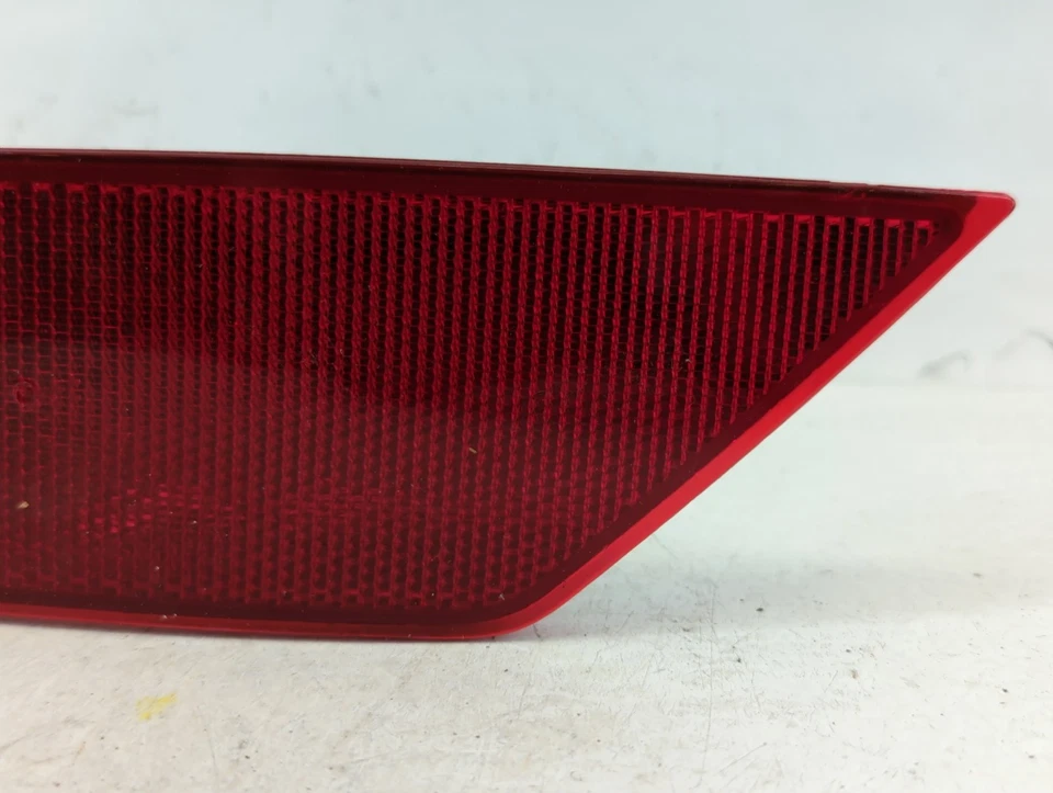 Отражатель заднего бампера 2015 Ford Escape - Изображение 4 из 4