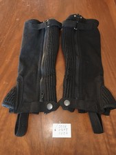 Covalliero Mini Chaps Größe 26/134 + schwarze Protektoren  Reitgamaschen