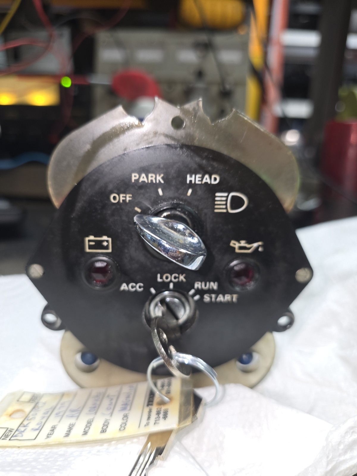 ROLLS ROYCE/BENTLEY IGNITION SWITCHBOX WITH KEYS SHADOW CORNICHE, WRAITH & MORE