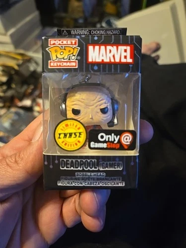 Funko Pop Keychain Gamer Deadpool Gamestop Exclusive CHASE