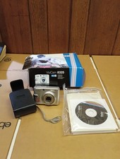 Vivitar ViviCam 8325 8.0 MP Digital Camera - Silver
