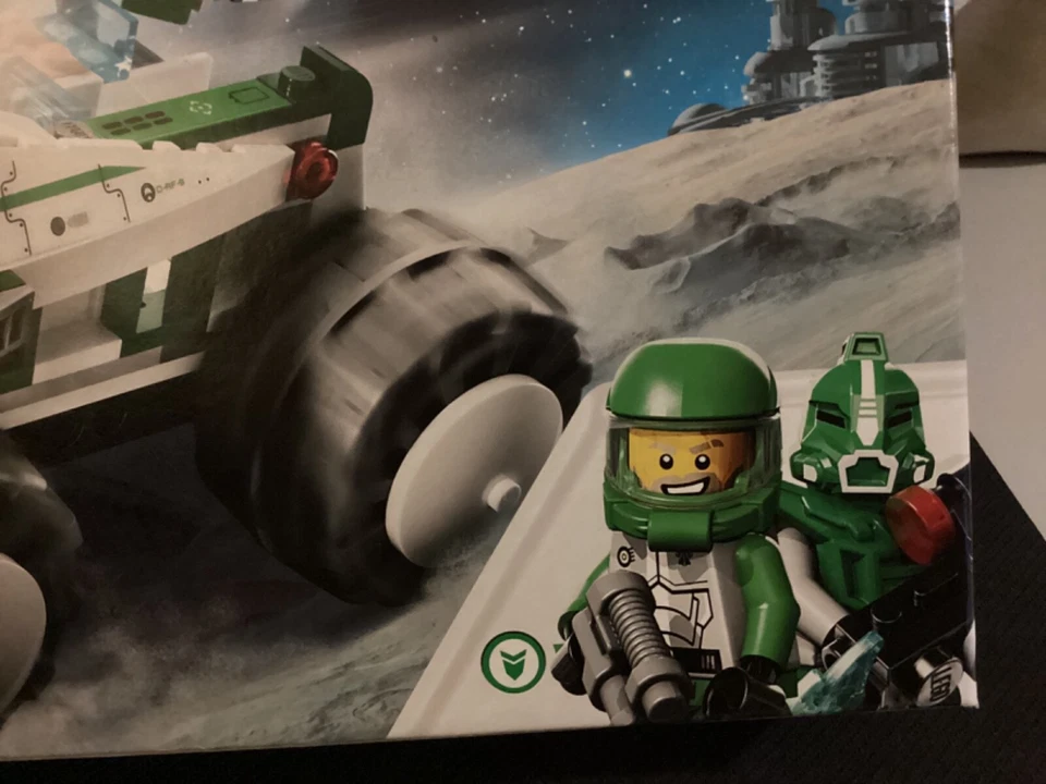 Lego Galaxy Squad Vermin Vaporizer 70704 Green - Image 4 of 4