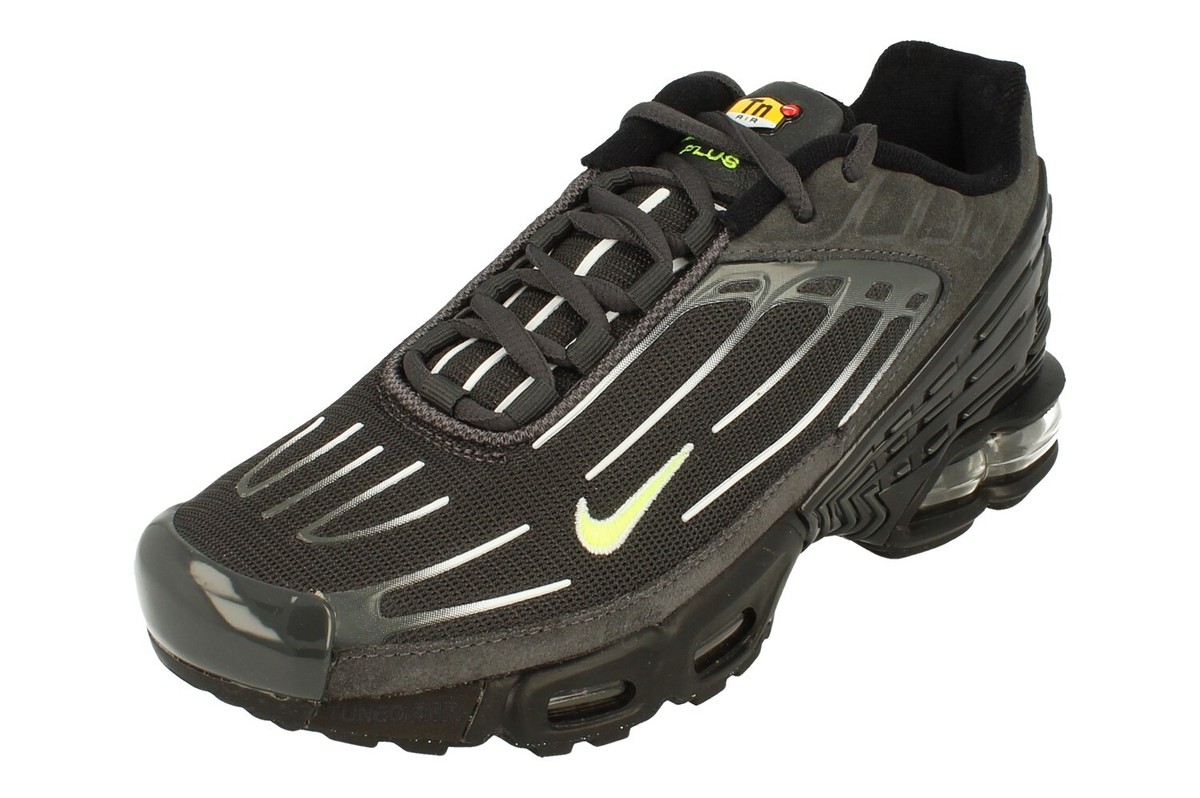 Nike Tuned Air Black Wolf Grey All Black Air Max Plus 3 NIKE Men's