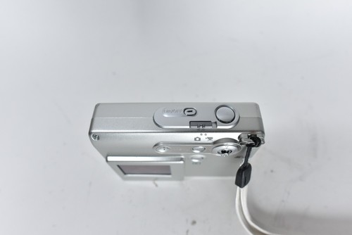 Konica Minolta Dimage X31 Silver Compact Digital Camera 3.2mp 3x Optical - BOXED - Picture 10 of 12