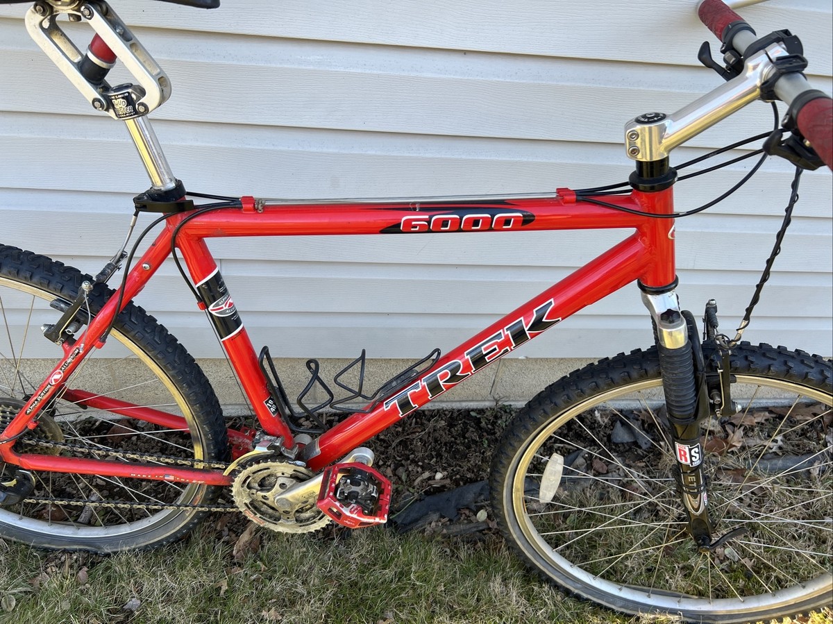 Amazing 1990's Era Red Trek 6000 Mountain Bike Inch