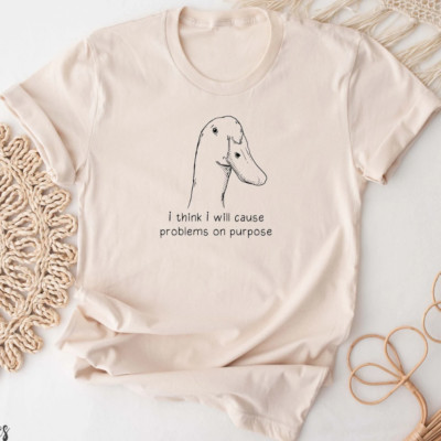 Funny Goose T-Shirt Duck Shirt. Meme T-shirt Gift Idea. Silly Animal Graphic