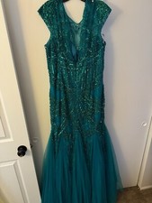 evening dresses for women Size 24
