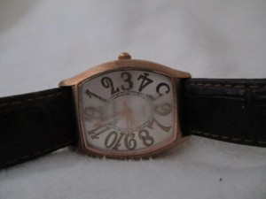 guy laroche square watch