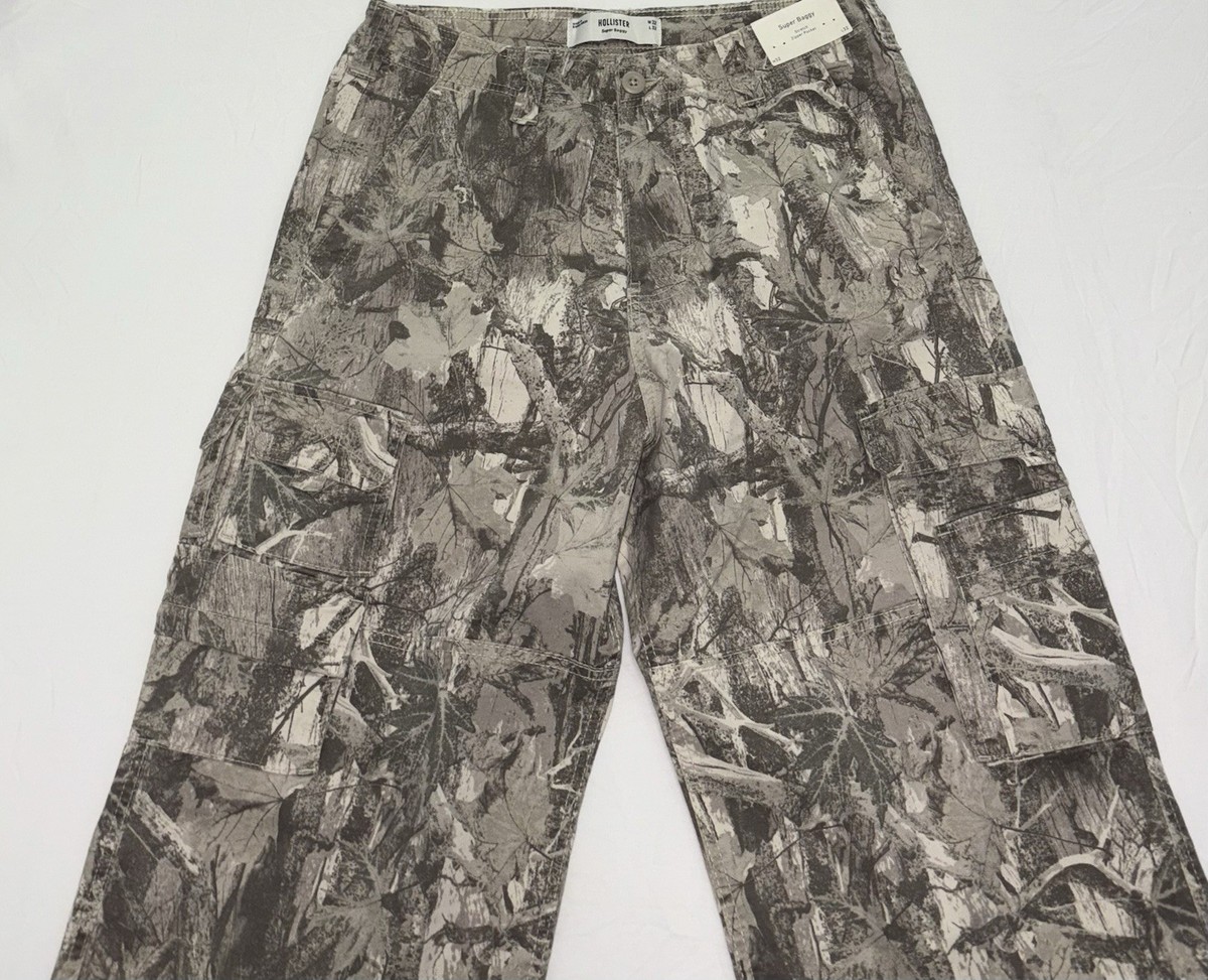 Hollister SUPER BAGGY CAMO CARGO PANTS SIZE 32/32 | eBay