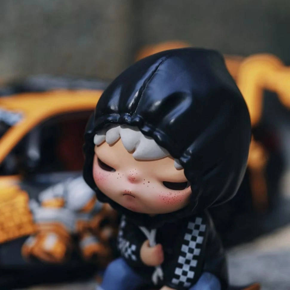 Hirono x Vans Skateboard Designer Toy Collectible Figure Limited Edition Art