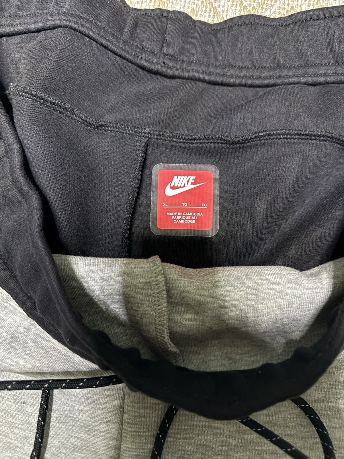 Nike Tech fleece Tracksuit/New Season/Black/Dark Grey Heather/Size Large/BNWT🔥 image 10