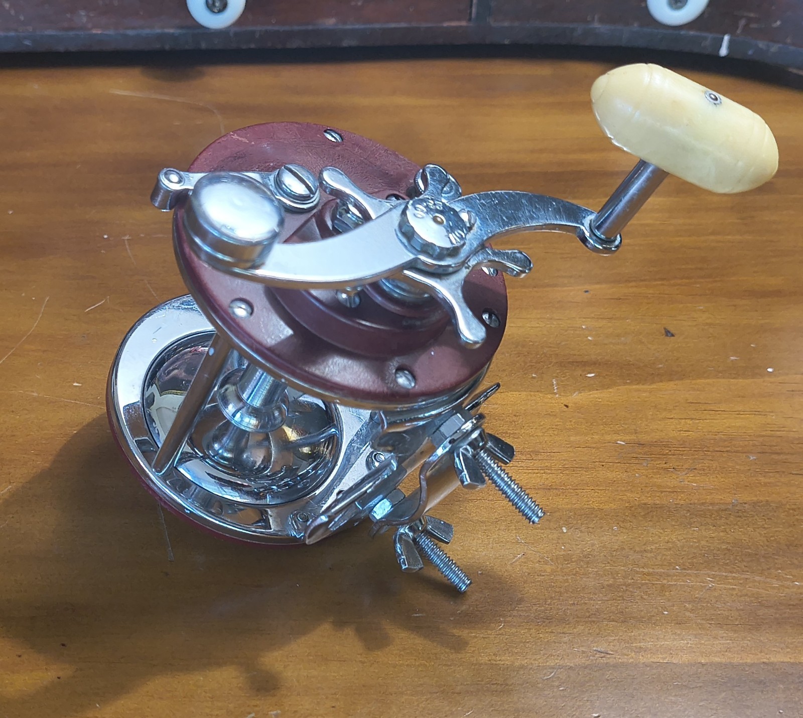 Vintage Penn Peer No. 209 Level Wind Fishing Reel USA Made I