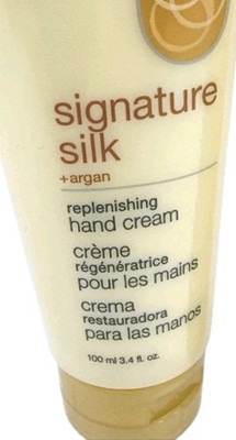 New AVON Skin So Soft - Signature Silk- Hand Cream lotion - 3.4 oz full size