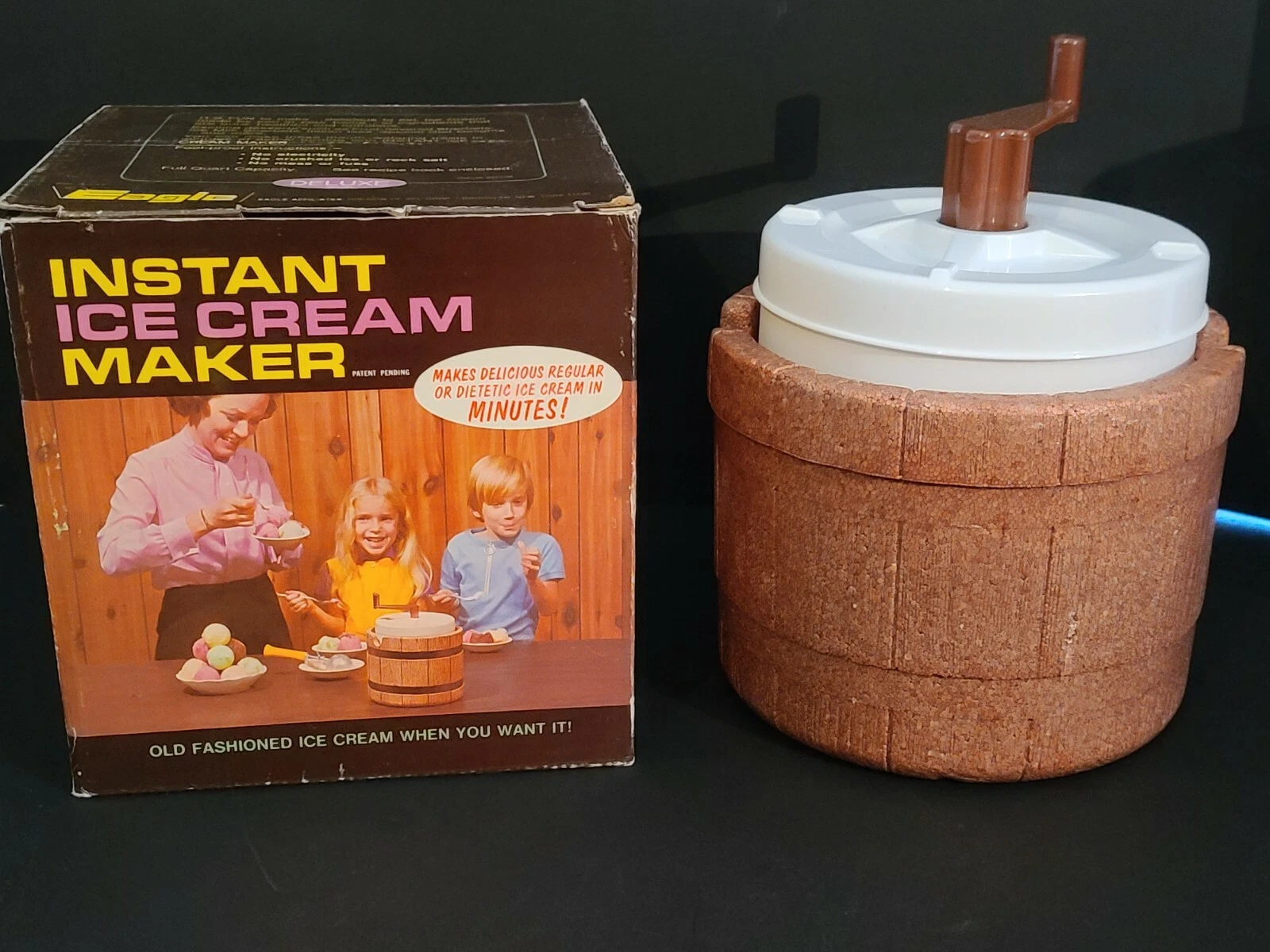 VINTAGE DELUXE EAGLE INSTANT ICE CREAM MAKER In Box