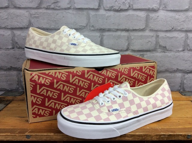 chalk pink checkerboard vans