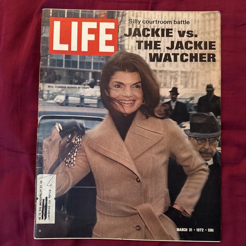 Life Magazine  March 31, 1972 Jackie VS The Jackie Watcher