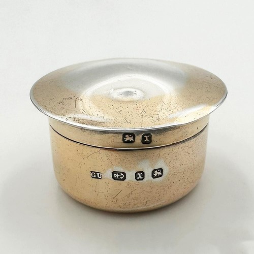 PILL BOX STERLING SILVER VICTORIAN Birmingham 1897 George Unite & Sons