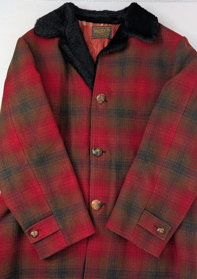 Vintage 1950s Pendleton Plaid Wool Quilted Lined Coat w/Fur Collar 50 Chest - Image 3 of 4
