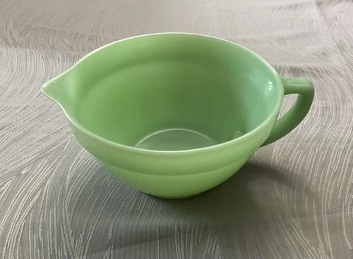 Vintage Fire King Jadite Green Oven Ware Measuring Cup/Pitcher MCM Made In  USA
