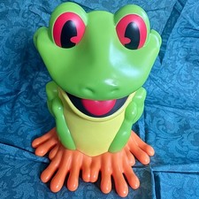Rainforest Cafe Cha Cha Frog Souvenir Cup Tumbler BOA Free Straw Kid Collectible