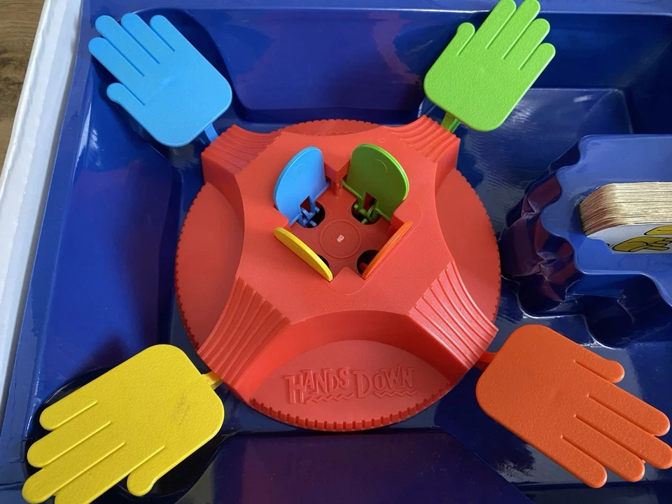 Mb Games HANDS DOWN! Board Game Matching Cards Game 1988 - 100% Complete Vintage - Image 3 of 4