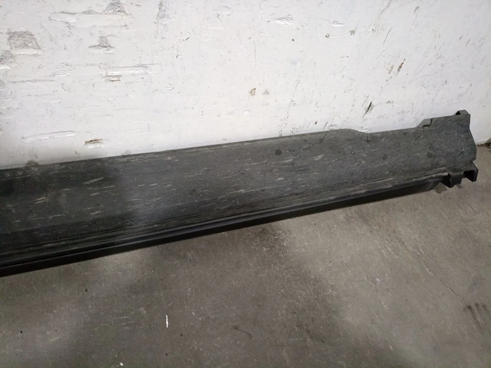 31448832 FALDON LATERAL / 31448832 / 5659817 PARA VOLVO XC40 536 RECHARGE - Imagen 3 de 4