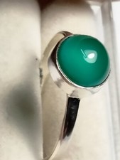 LOVELY SEA GREEN CHALCEDONY IN STERLING SILVER.925 RING SIZE 9.25