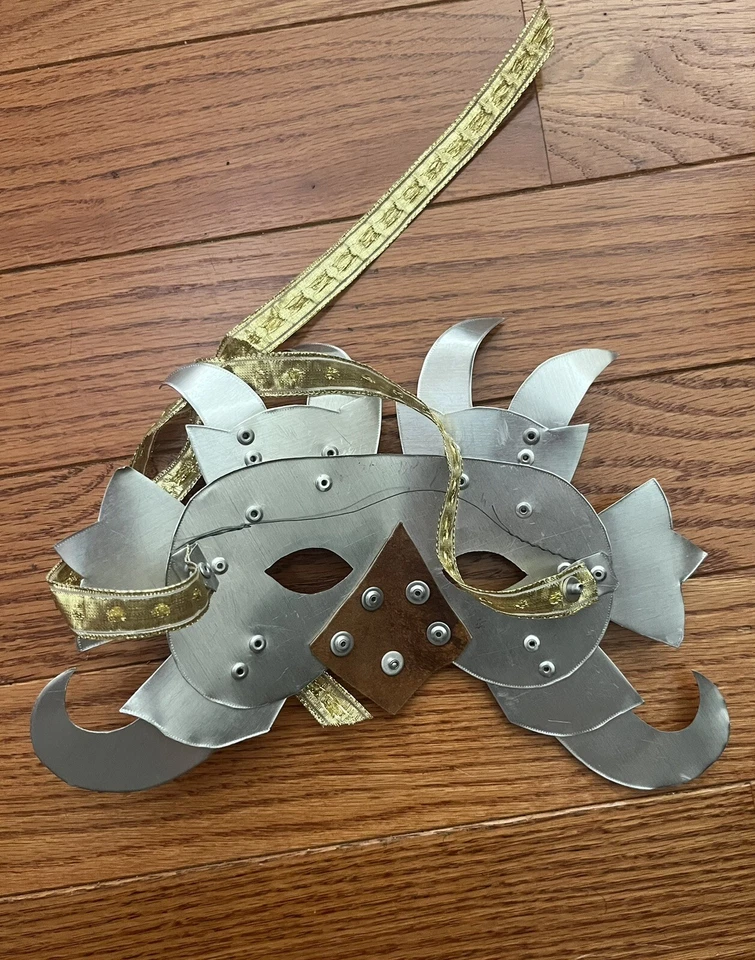 Venetian Masks~Metallic Masquerade Angelic Inspired MANY STUNNING COLORS - Image 2 of 2