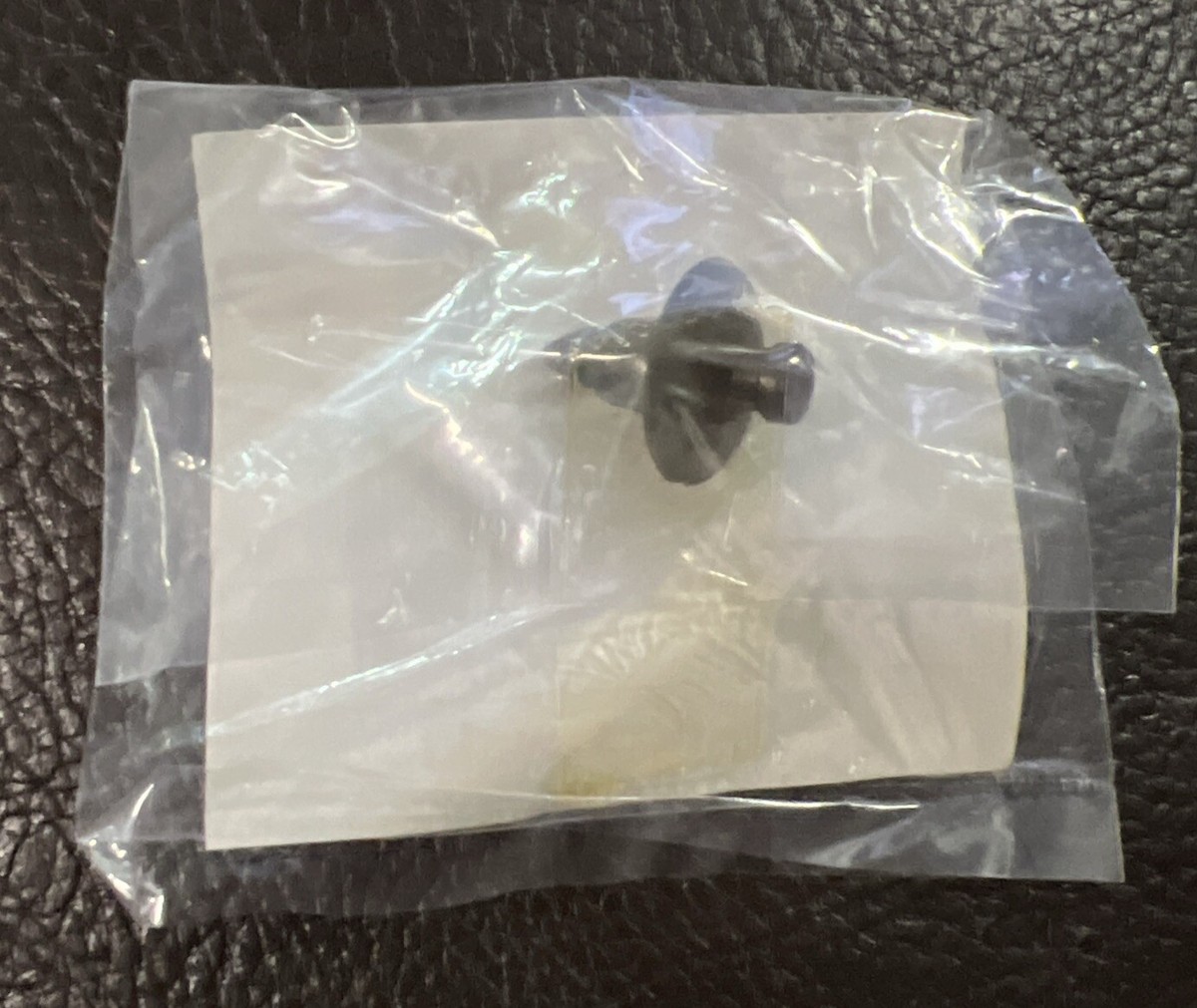 その他 Mai NOS OEM Genuine Kawasaki 2004-2014 Ninja 650R Z1000 Rivet P/N