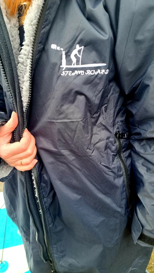   Changing Robe  Size L  - Image 3 of 4