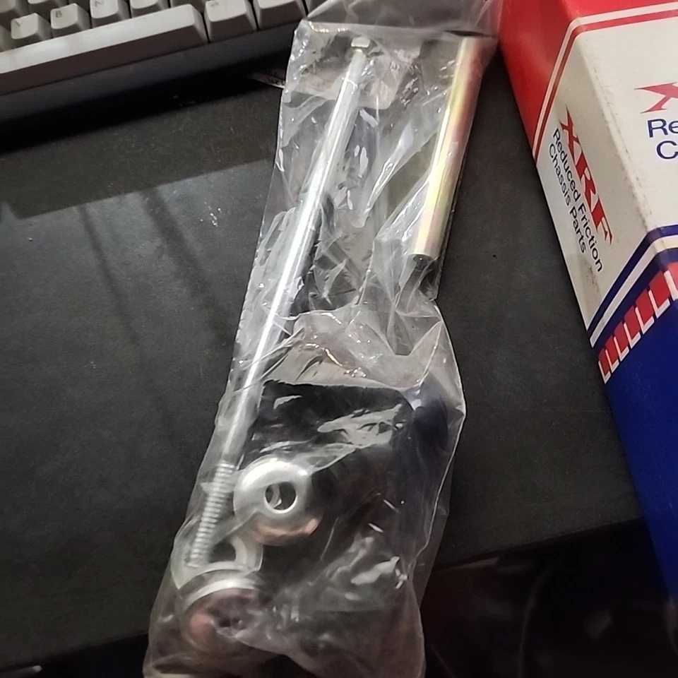 Chasis Sway Bar Link XRF K8265 Foto 2 de 4