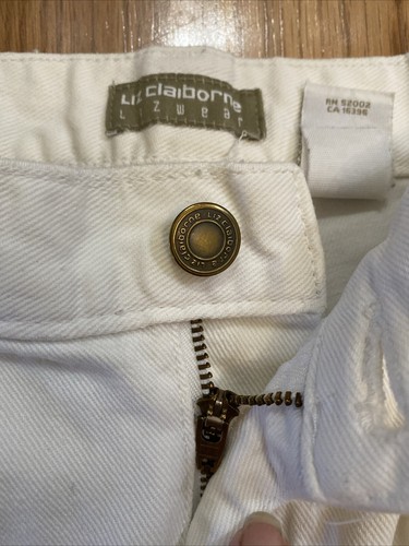 Liz Claiborne Straight Leg White Denim Mid Rise Jeans Womans Size 8 READ - Picture 11 of 15