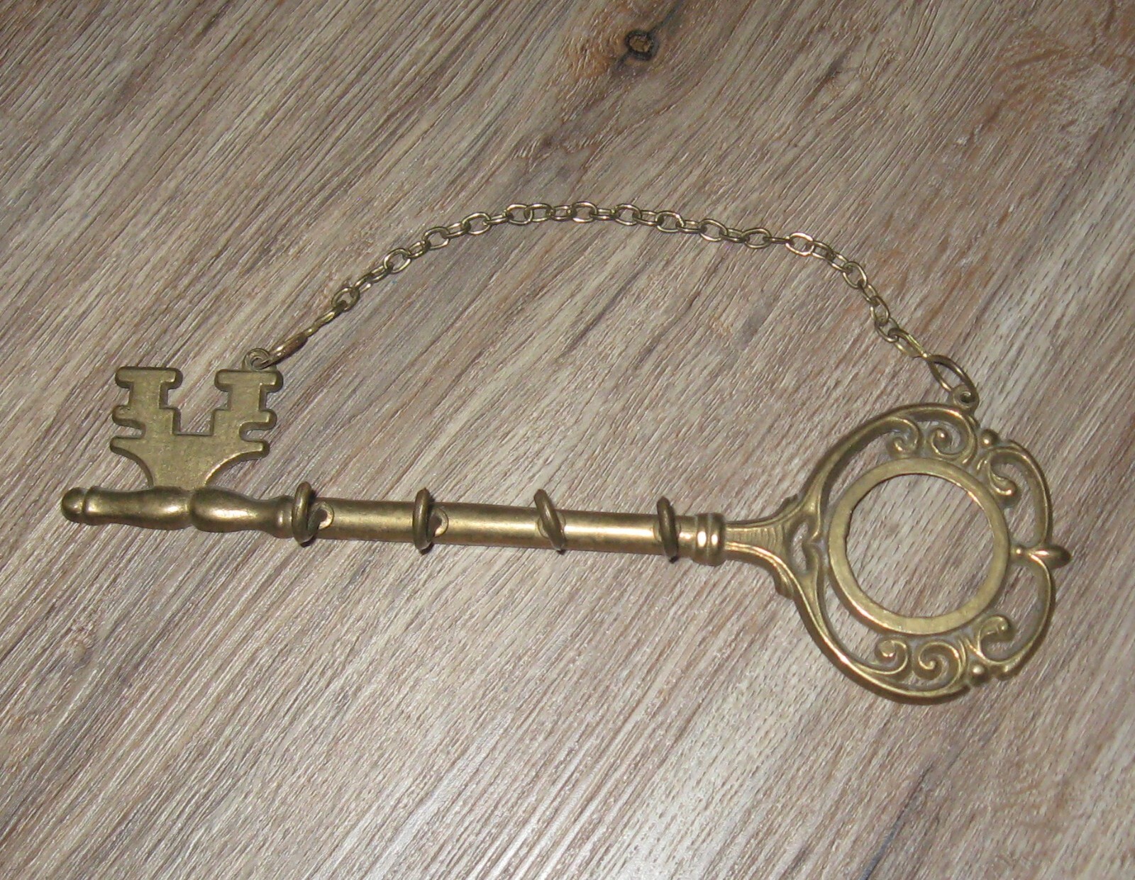 Picture 1 of 2