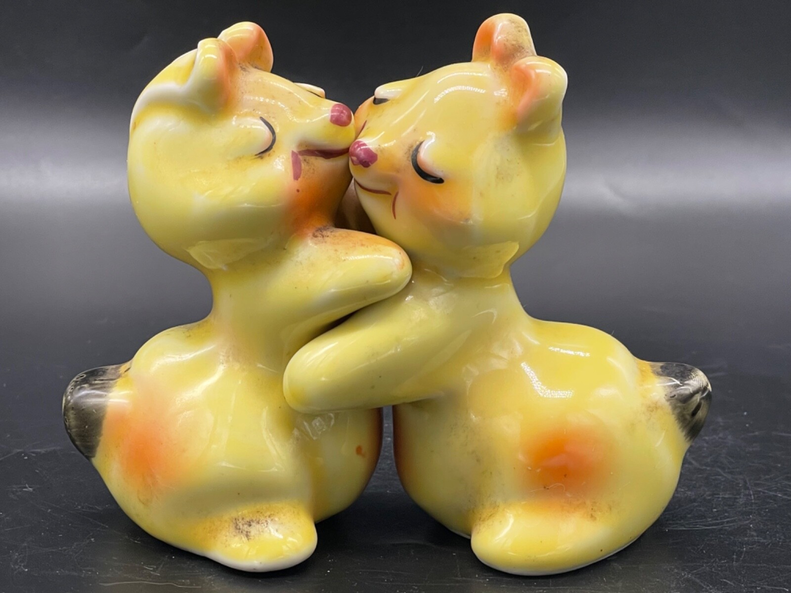 Mid century, ceramic, yellow, Bunny Hug , Van Tellingen , salt/ pepper shakers