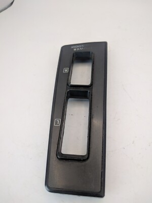 1984-1989 NISSAN 300ZX Z31 WINDOW SWITCH COVER BEZEL TRIM DRIVER
